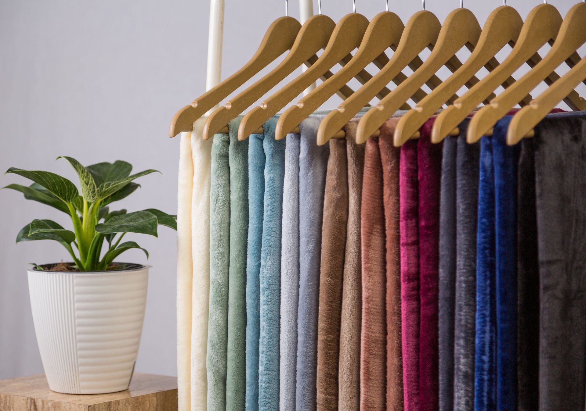 Intelligent Threads Recovery Blanket