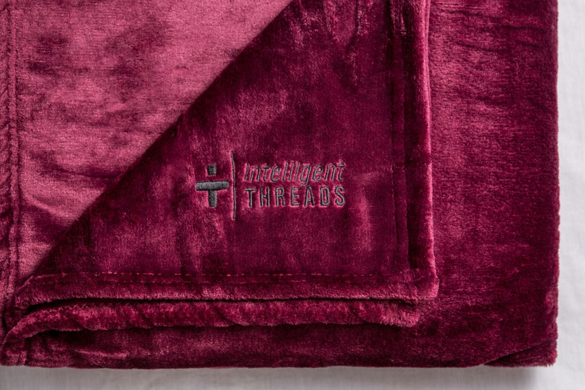 Intelligent Threads Recovery Blanket