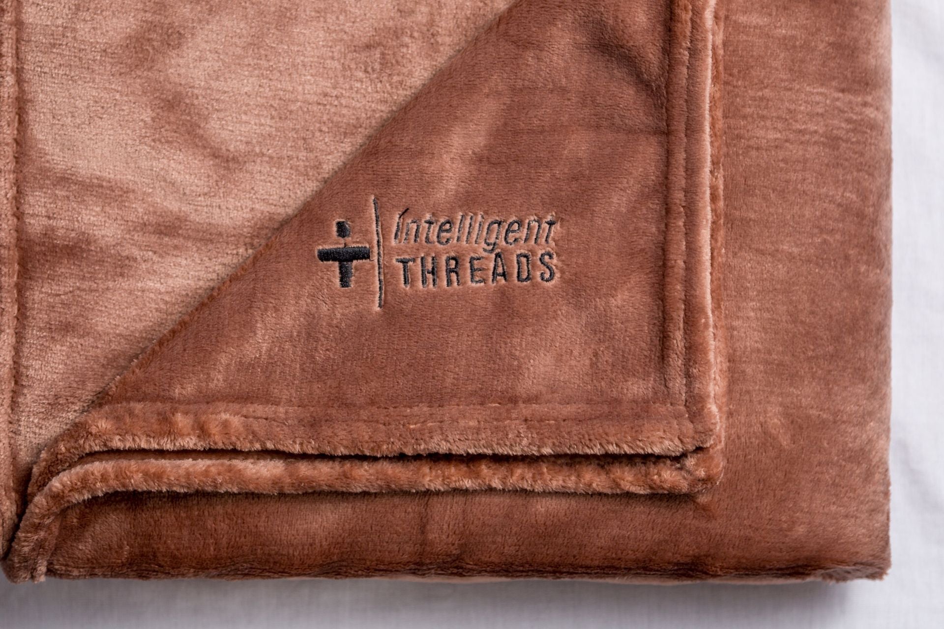 Intelligent Threads Recovery Blanket